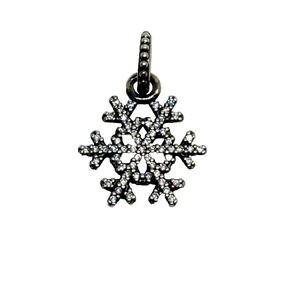 Pandora Winter Kiss Women's Snowflake Clear CZ Sterling Silver Pendant 390354CZ